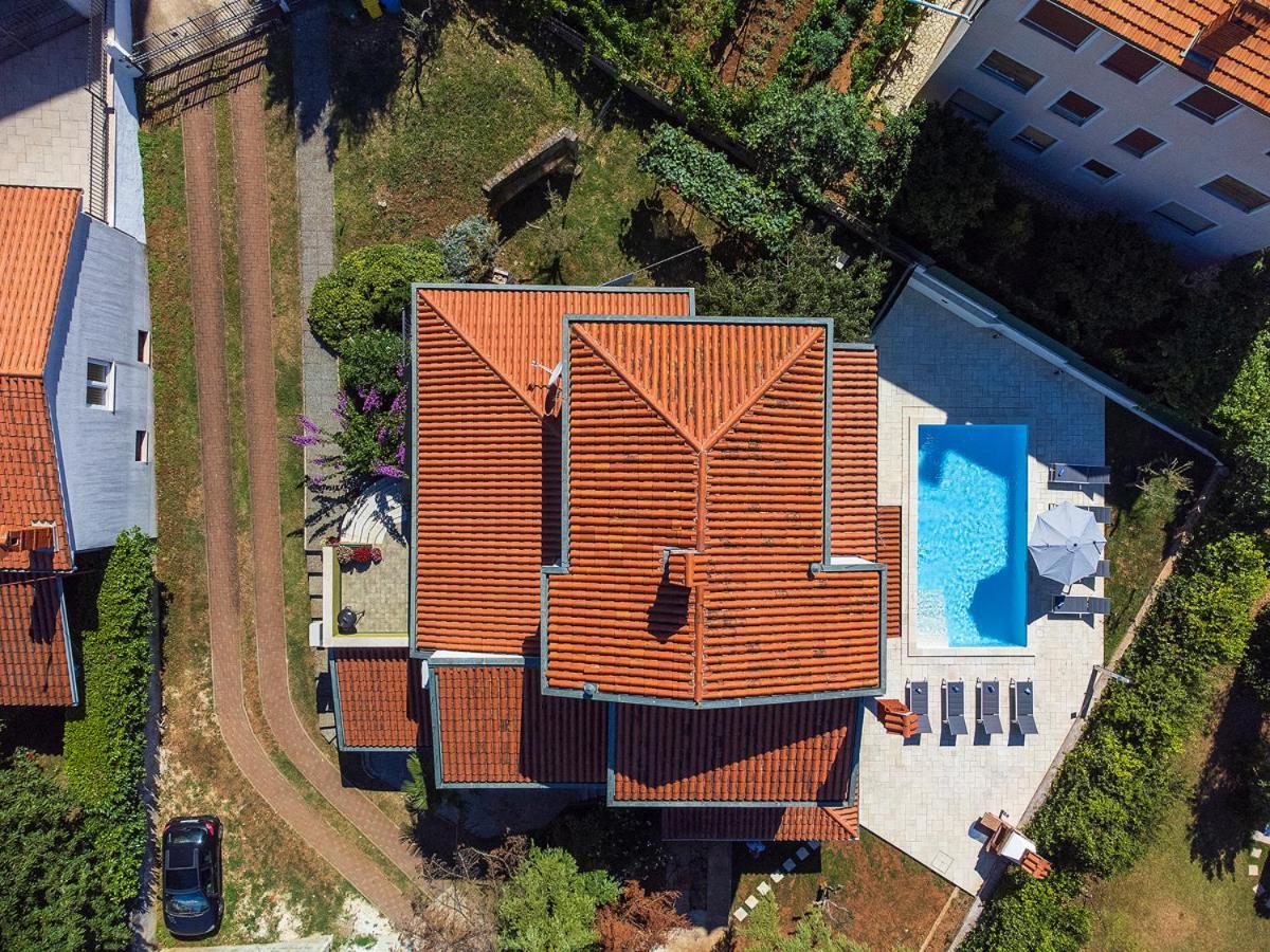 Big Swimming Pool Apartment Monvidal Pula Extérieur photo